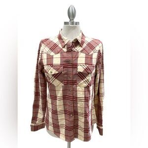 Shyanne rust cream plaid pockets covered snaps sleeve length 17 1/2 inches